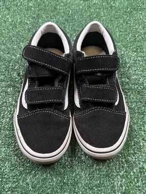 Vans Old Skool Youth Kids Shoes Black White Size 13C Low Top Sneaker Casual